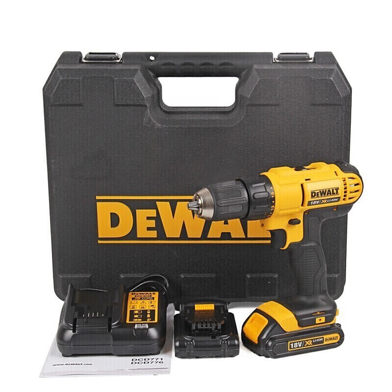 Дрель-шуруповерт Dewalt DCD771D2-A9 + два аккумулятора 18V/2.0Ah