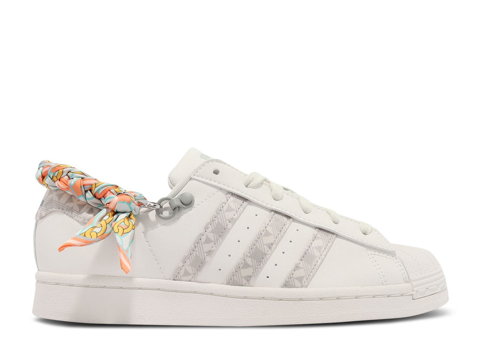 

Кроссовки adidas Wmns Superstar 'Satin Scarf - White Tint', кремовый, Бежевый