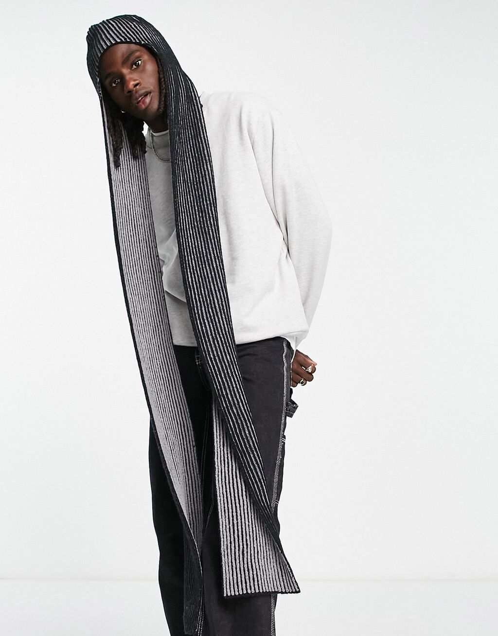 

Шарф-бини в несколько полосок ASOS DESIGN