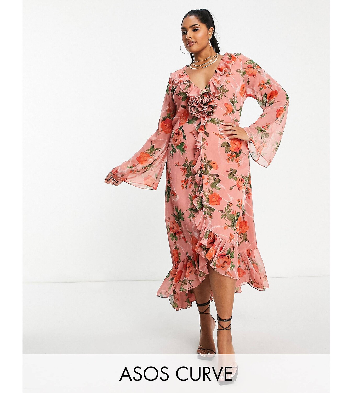 

Платье миди с глубоким вырезом и мятым корсажем ASOS DESIGN Curve Curve с розовым цветочным принтом ASOS Curve