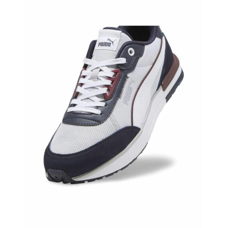 

Мужские прогулочные кроссовки Puma R22 черные