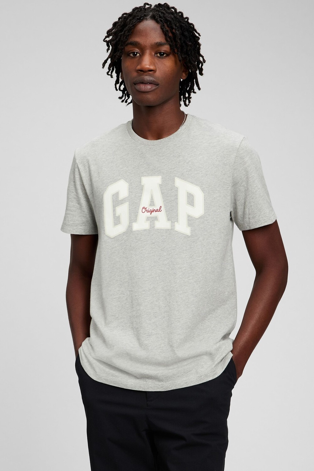 

Футболка с короткими рукавами и круглым вырезом с логотипом Gap Gap, серый