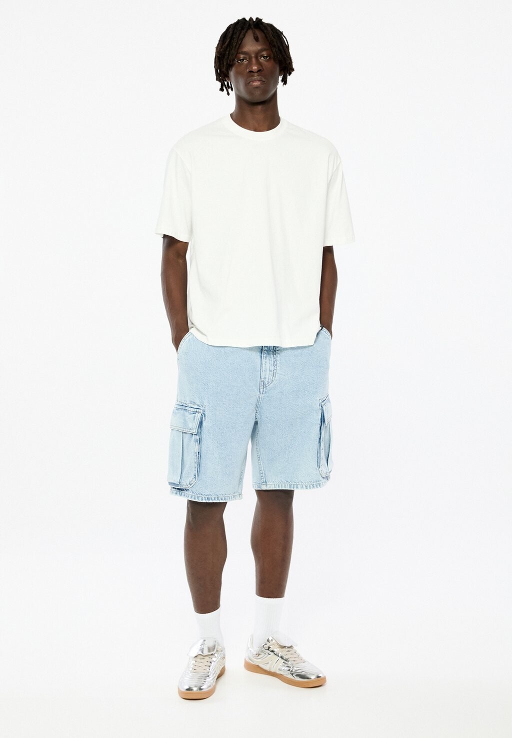 

Джинсовые шорты PULL&BEAR, светло-голубой деним