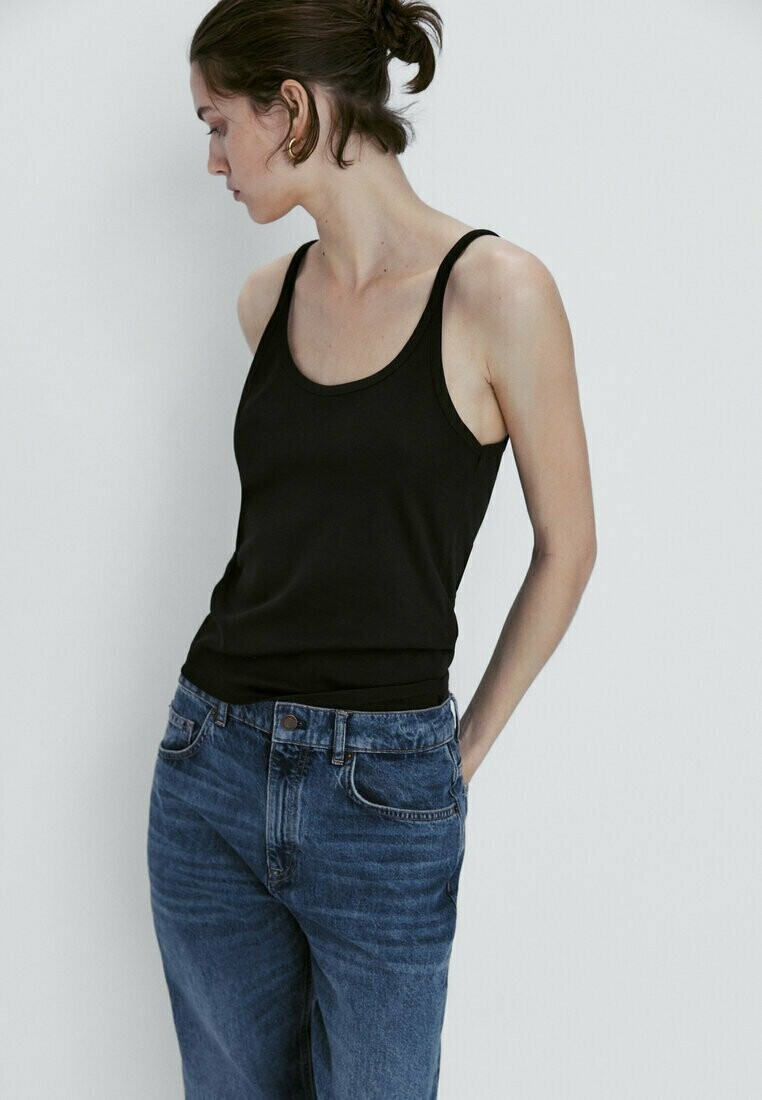 

Топ Massimo Dutti, черный