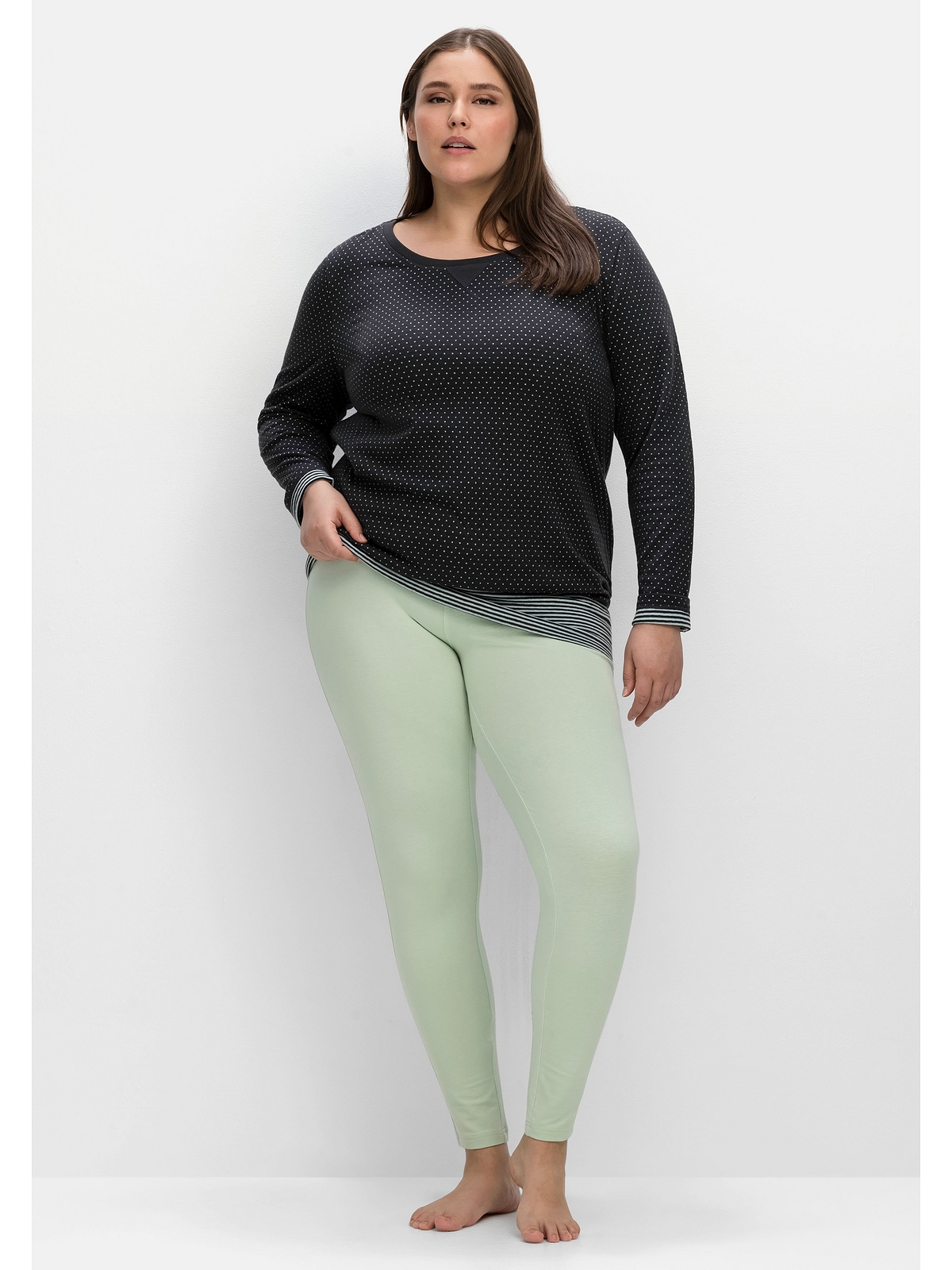 

Спортивные брюки sheego Relax Leggings, цвет mint+anthrazit