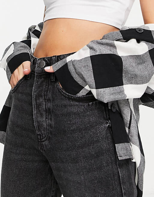 

Черные винтажные джинсы Stradivarius Petite Mom Fit