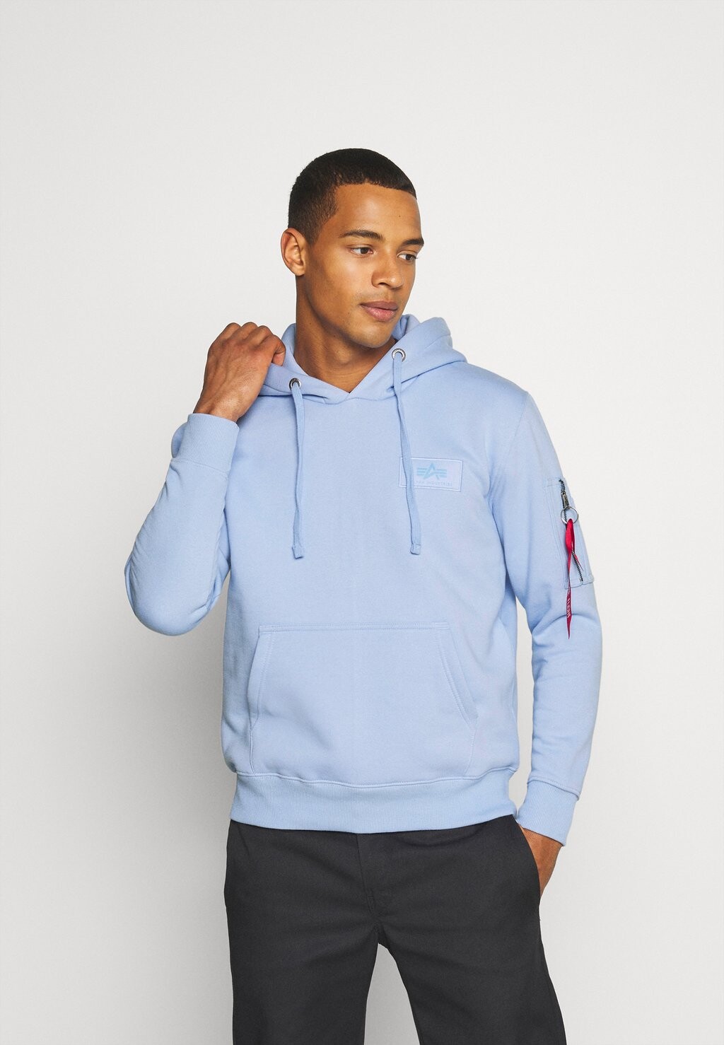 

Худи Alpha Industries, синий