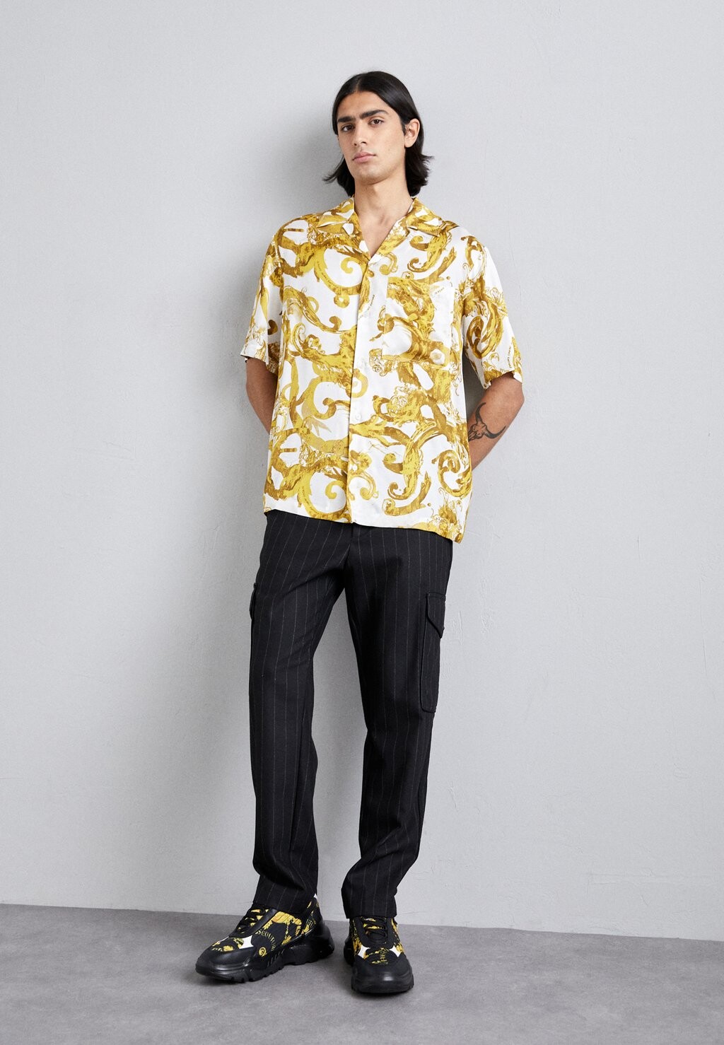 

Рубашка BOWLING ALL OVER Versace Jeans Couture, белый