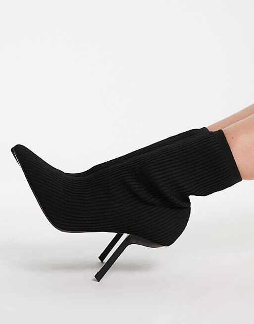 

Черные ботинки на шпильке с ребристым носком ASOS DESIGN