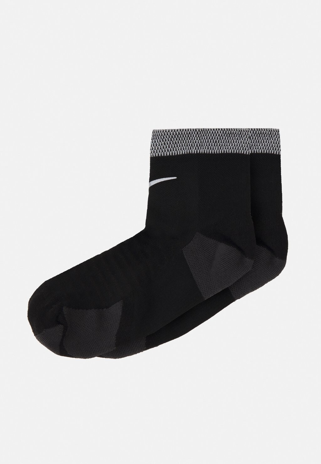 

Спортивные носки Nike