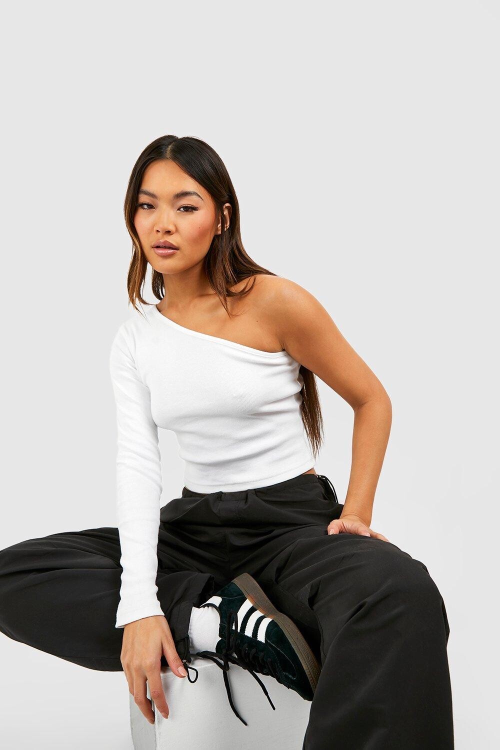 

Топ на одно плечо basic rib Boohoo, белый