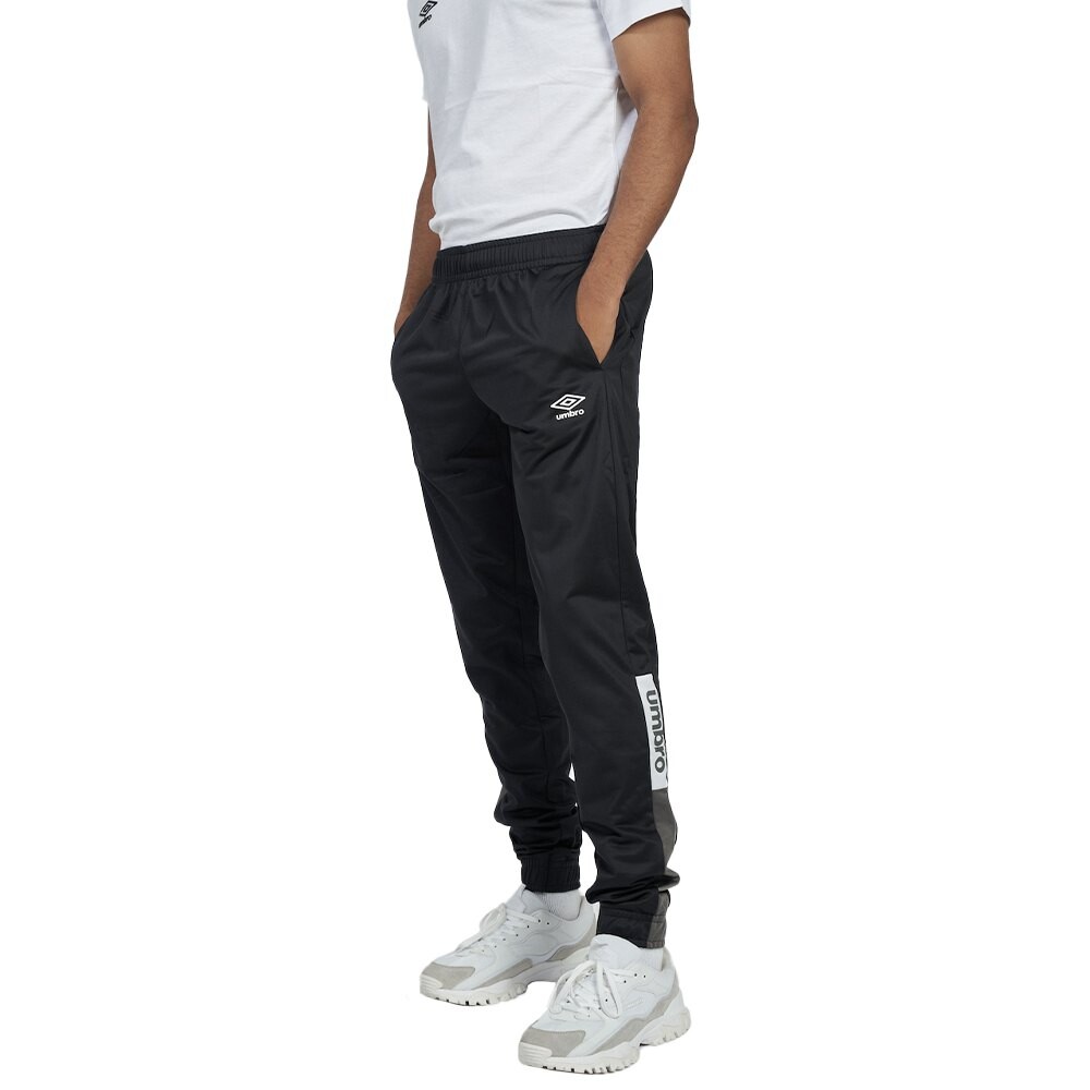 

Брюки Umbro Sportswear Tracksuit, черный