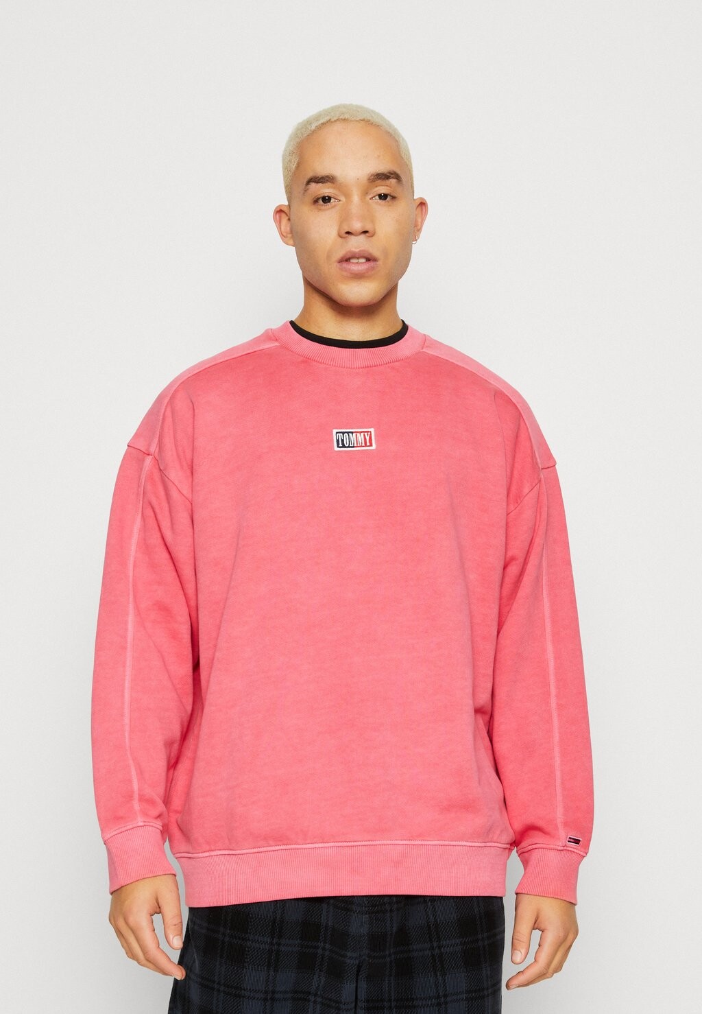 

Толстовка Tommy Jeans