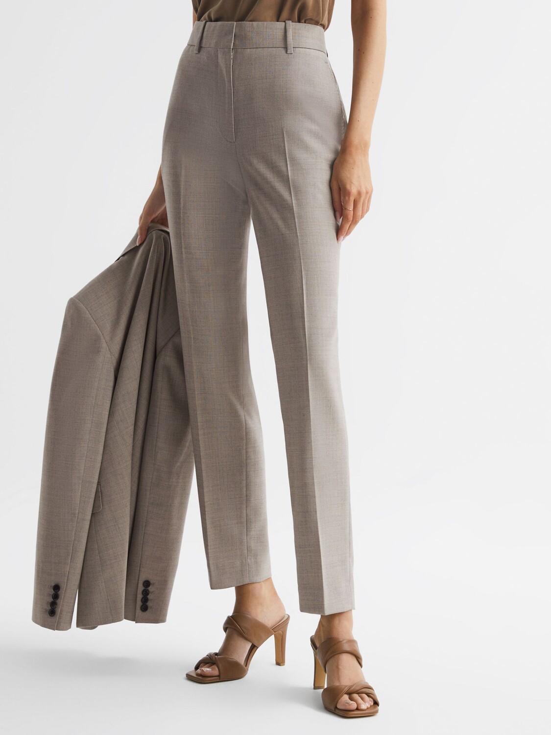 

Брюки узкого кроя Reiss Emily, овсяный