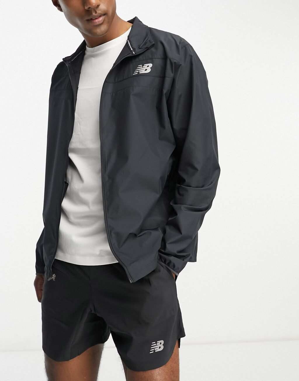 

Черная куртка New Balance Accelerate, Черный