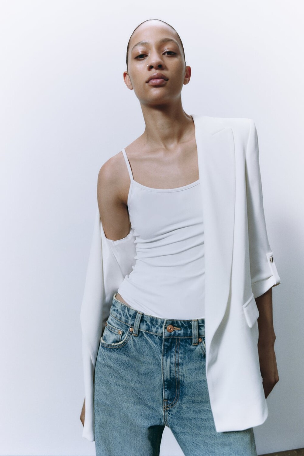 

Топ полиамидный с тонкими лянками ZARA, белый