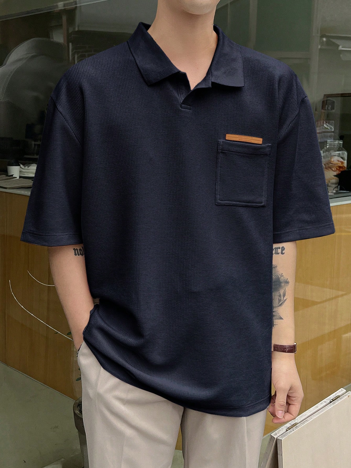 DAZY Мужская текстурированная рубашка-поло с короткими рукавами и карманом, темно-синий