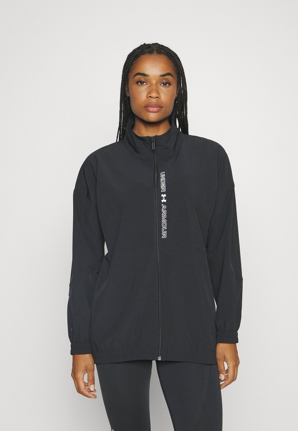 

Ветровка Under Armour, черно-белый, Черный