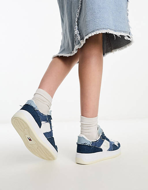 

Голубые джинсовые кроссовки с корзинкой Tommy Jeans