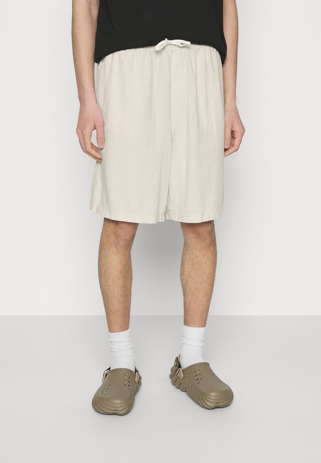 

Шорты Patrik Loose Weekday, цвет dusty white