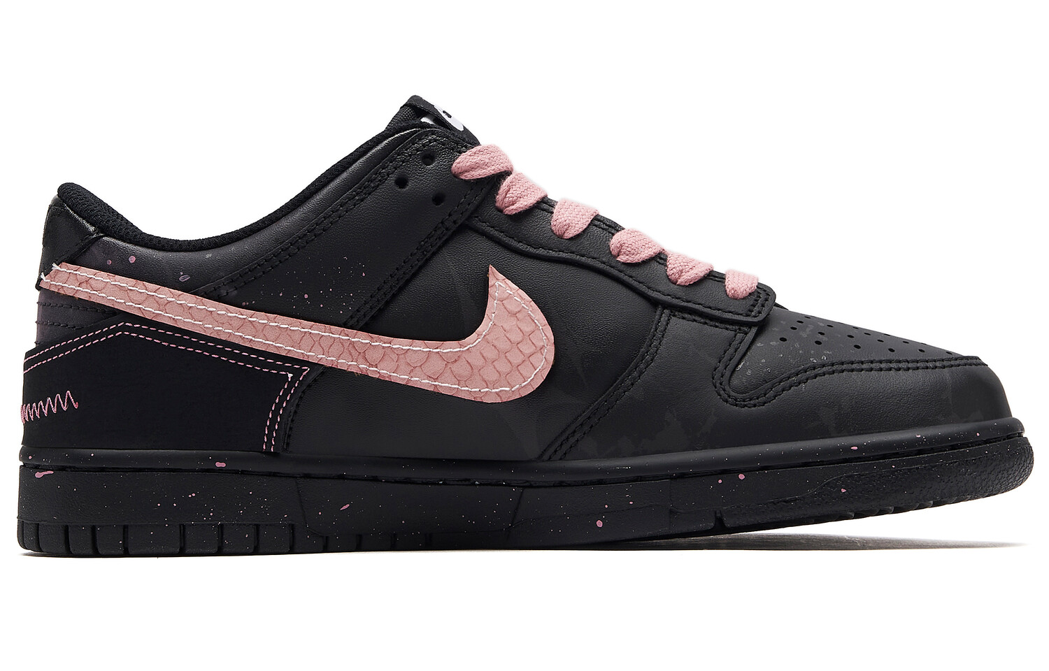 

Кроссовки Nike Dunk Skateboarding Shoes Women's Low-top Pink/Black, черный