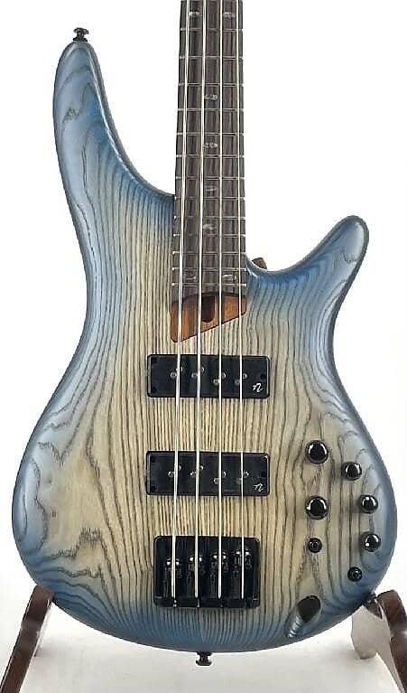 

Басс гитара Ibanez SR600ECTF Electric Bass Sr 4 String Bass Cosmic Blue Starburst Ser#: 230207467