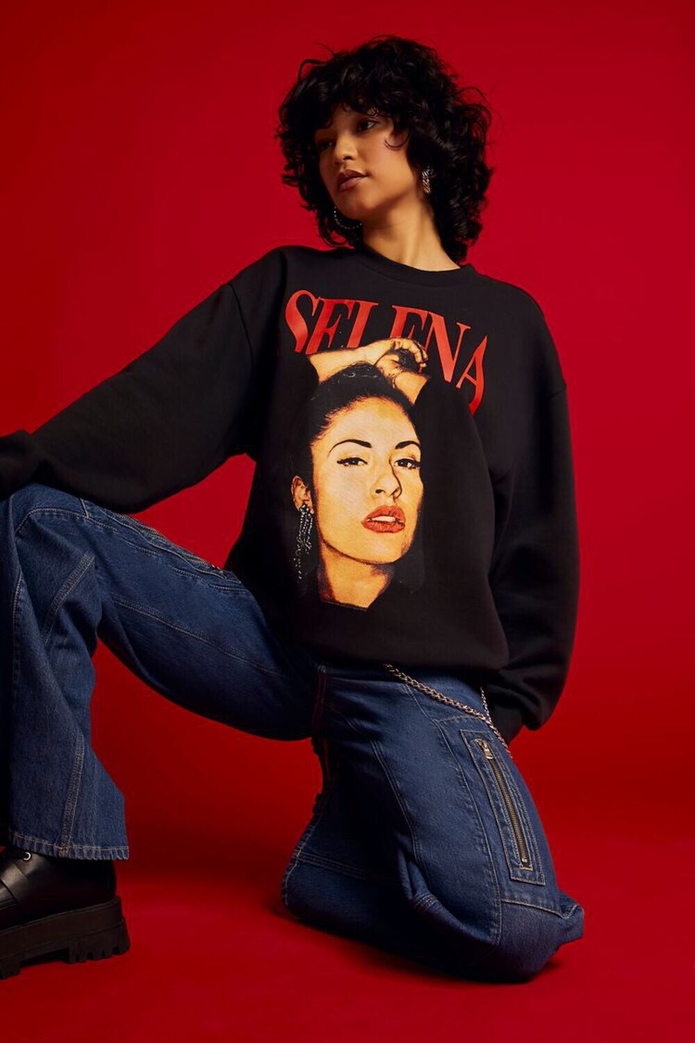 

Флисовый пуловер Selena с графическим рисунком Forever 21, черный