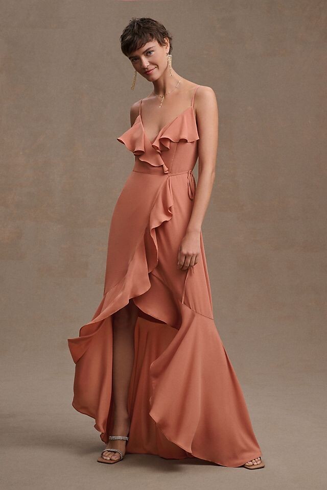 

Платье Bhldn Hailee из жоржета с оборками и запахом на шее, sedona