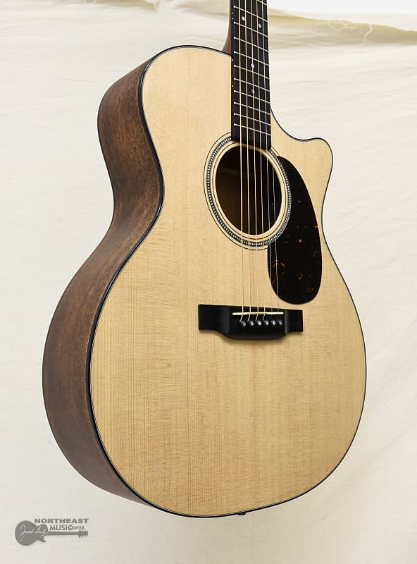 Акустическая гитара C.F. Martin GPC-16E Mahogany