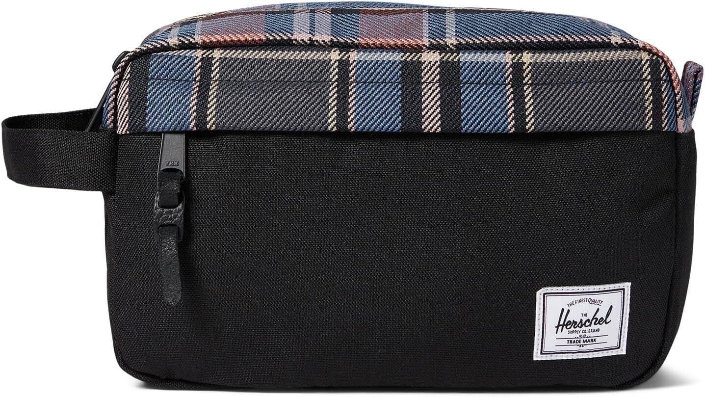 

Косметичка Chapter Travel Kit Herschel Supply Co., цвет Black Winter Plaid