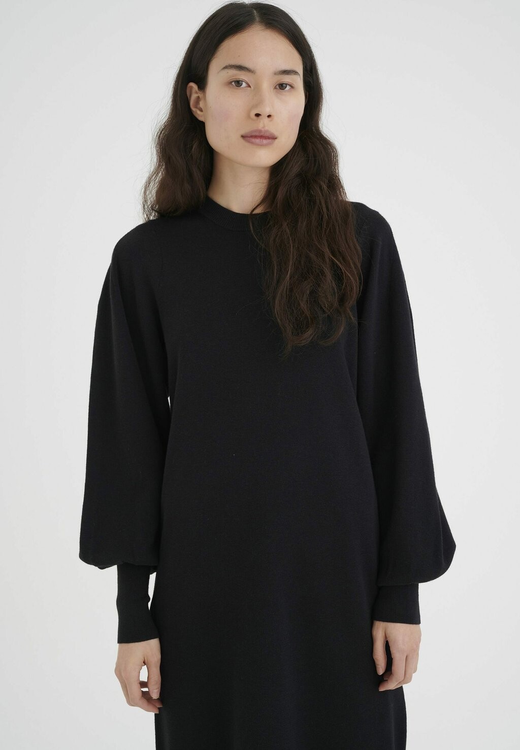 

Вязаное платье InWear, черный