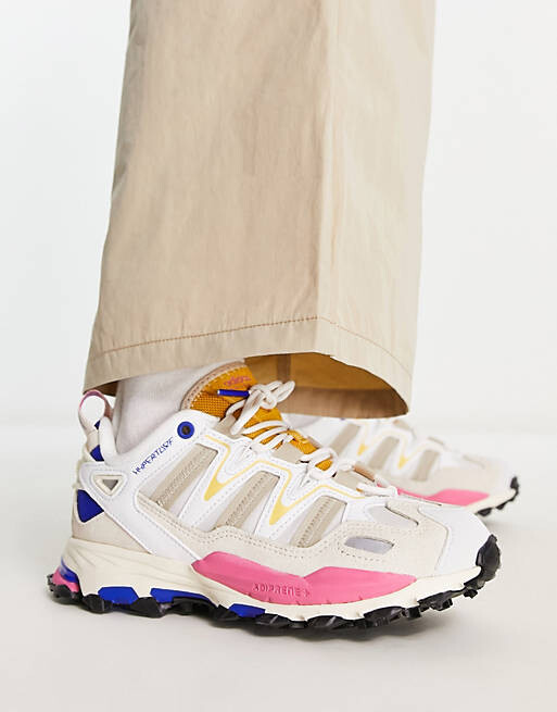 

Бежевые кроссовки adidas Originals Hyperturf