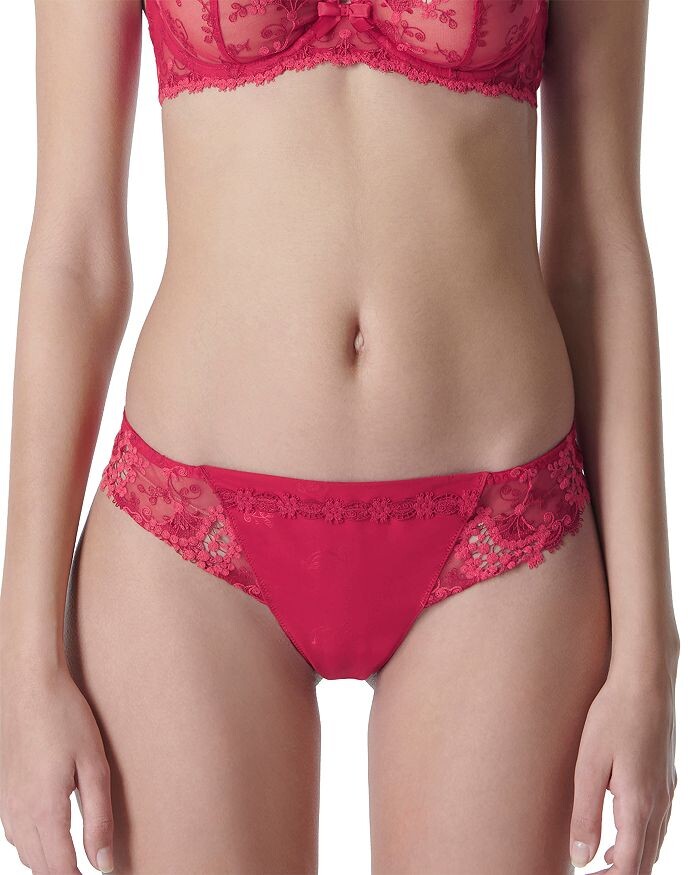 

Кружевные стринги Wish Simone Perele