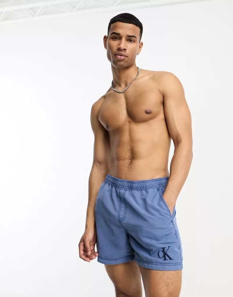 

Темно-синие шорты для плавания средней длины с кулиской Calvin Klein Authentic