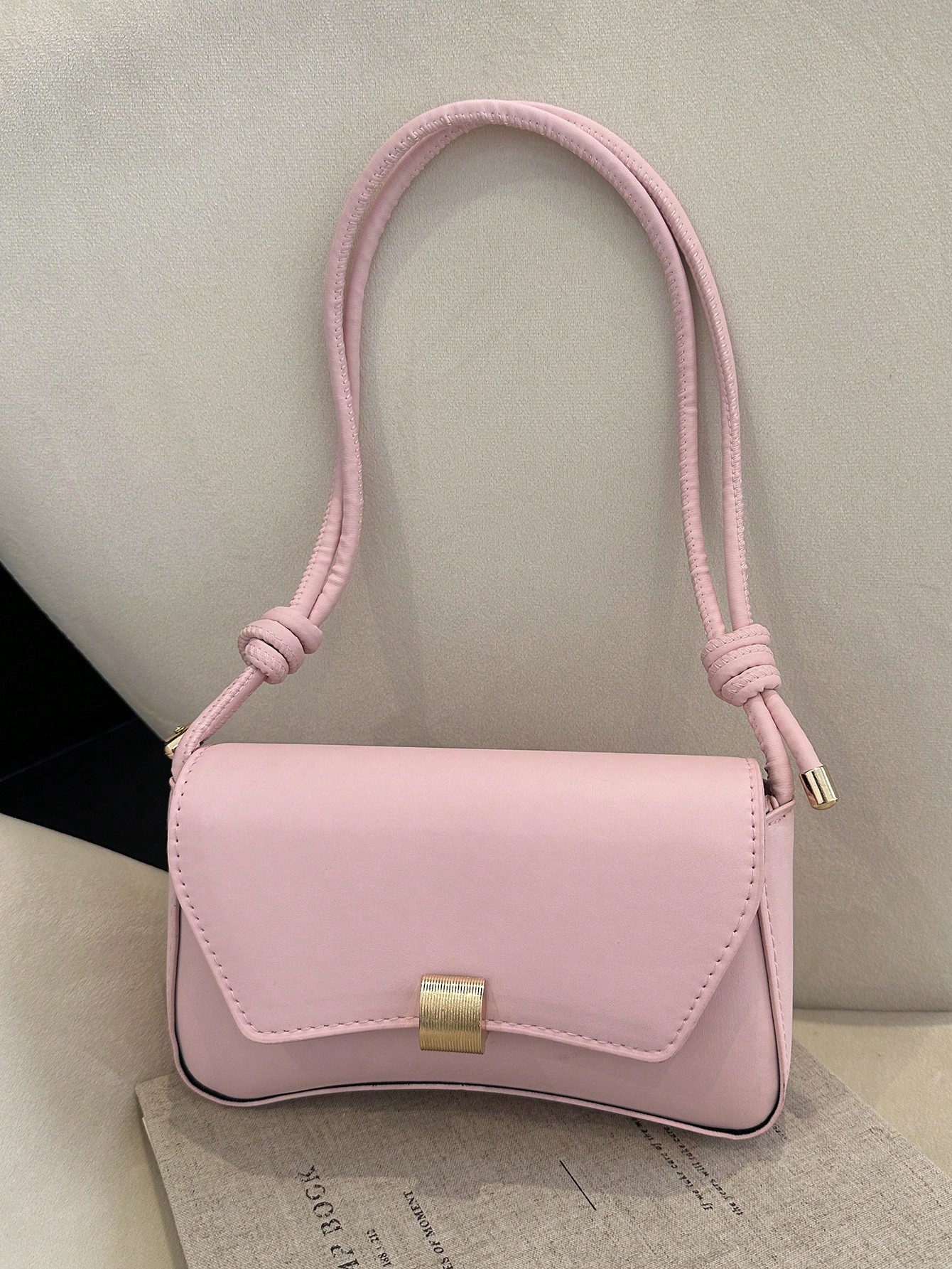 Легкая деловая повседневная черная сумка-багет с клапаном в стиле ретро, розовый