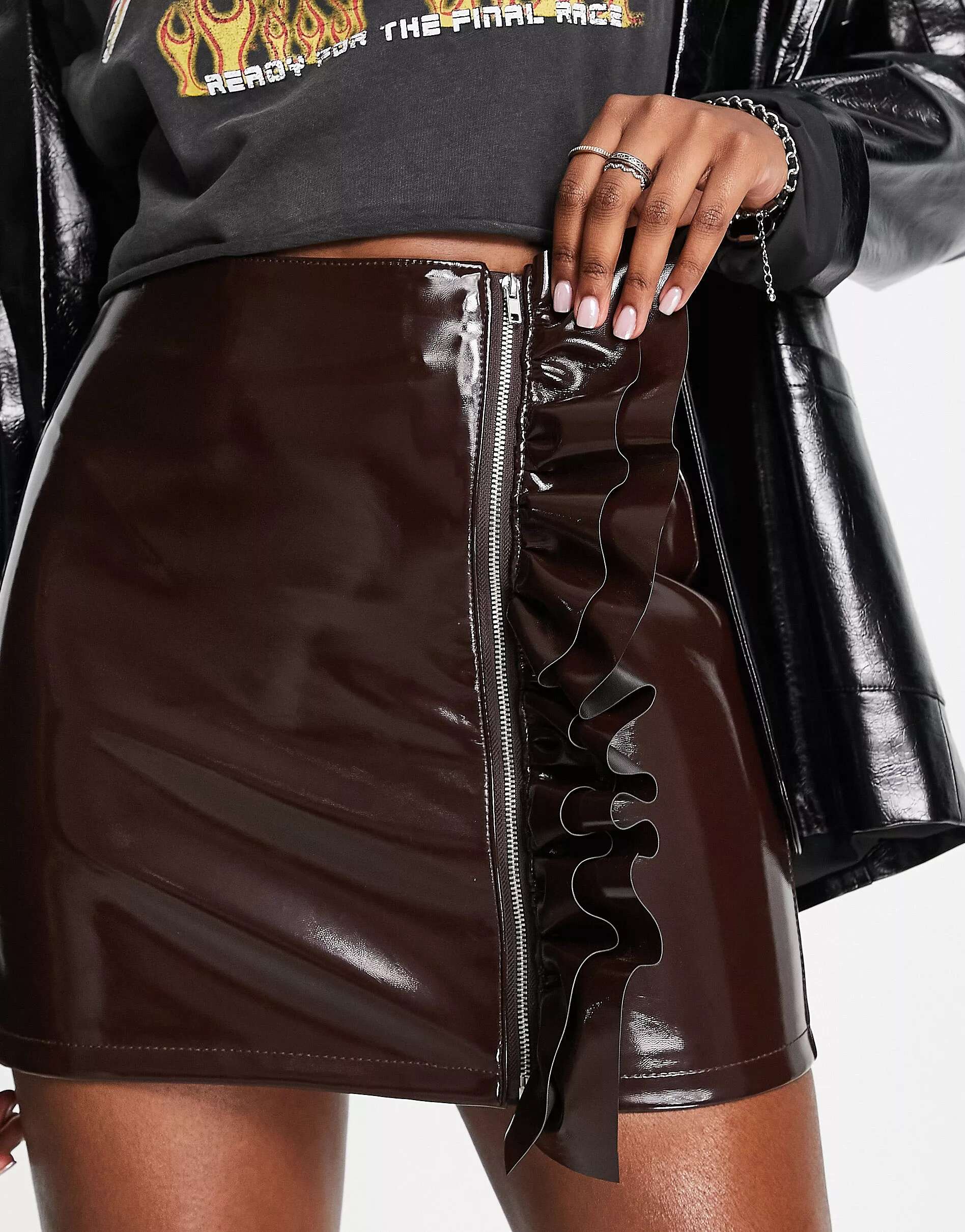 Шоколадная мини-юбка из искусственной кожи с оборками ASOS юбки bodo юбка 16 4d