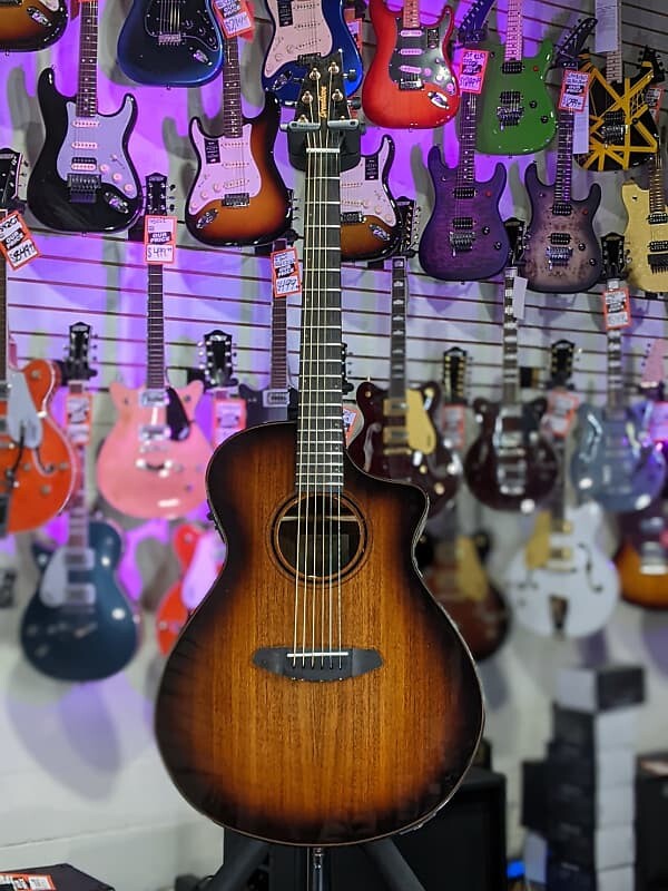 

Акустическая гитара Breedlove ECO Pursuit Exotic S Concert CE Acoustic-Electric - Edgeburst Koa Auth Deal Free Ship! 638