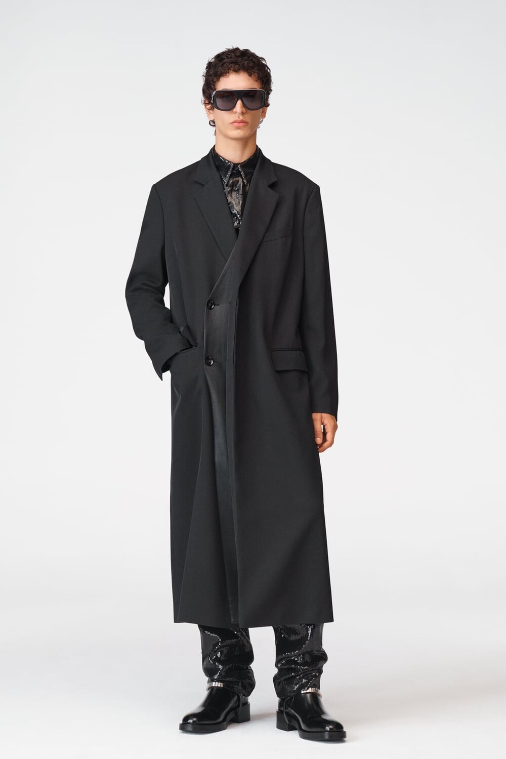 

Длинное пальто в тон, ограниченная серия ZARA, черный