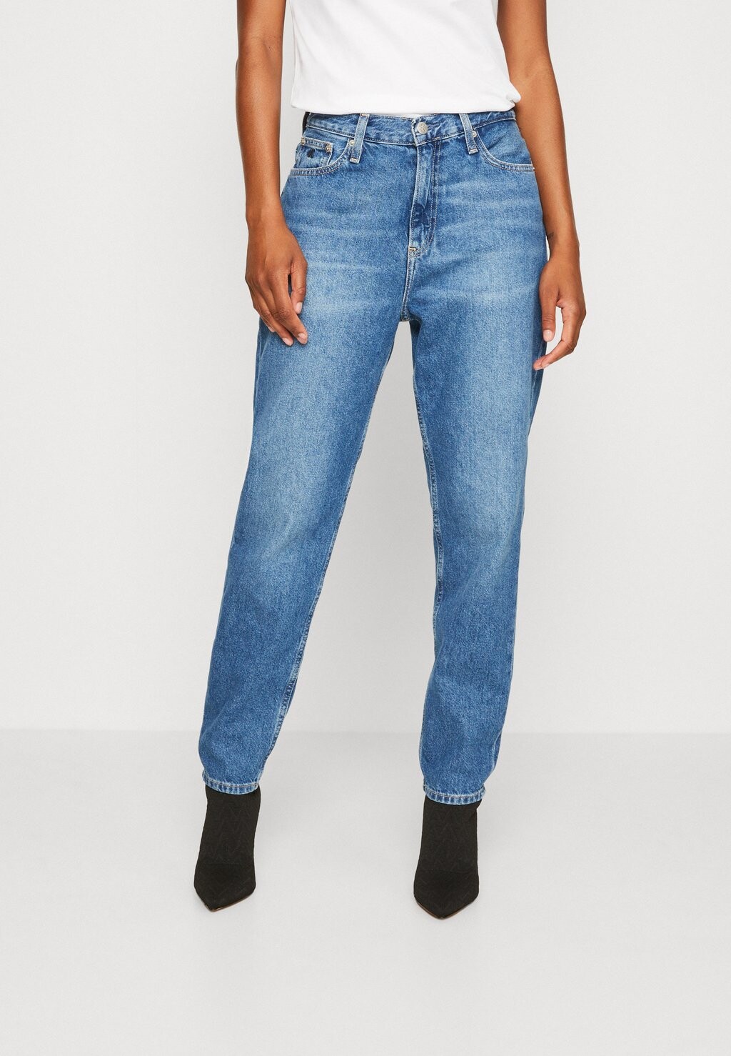 

Мешковатые джинсы Calvin Klein Jeans