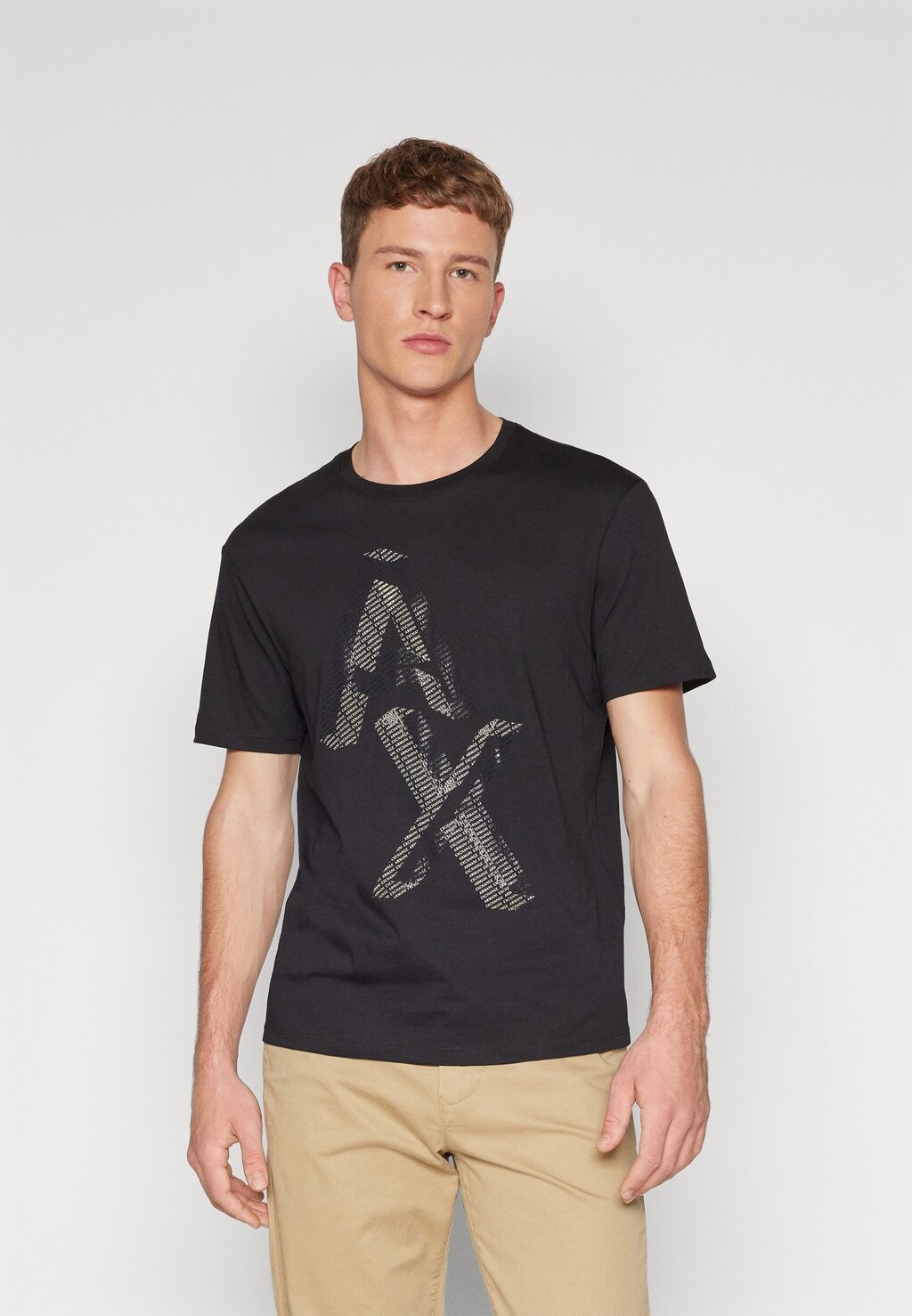 

Футболка с принтом Armani Exchange, черный