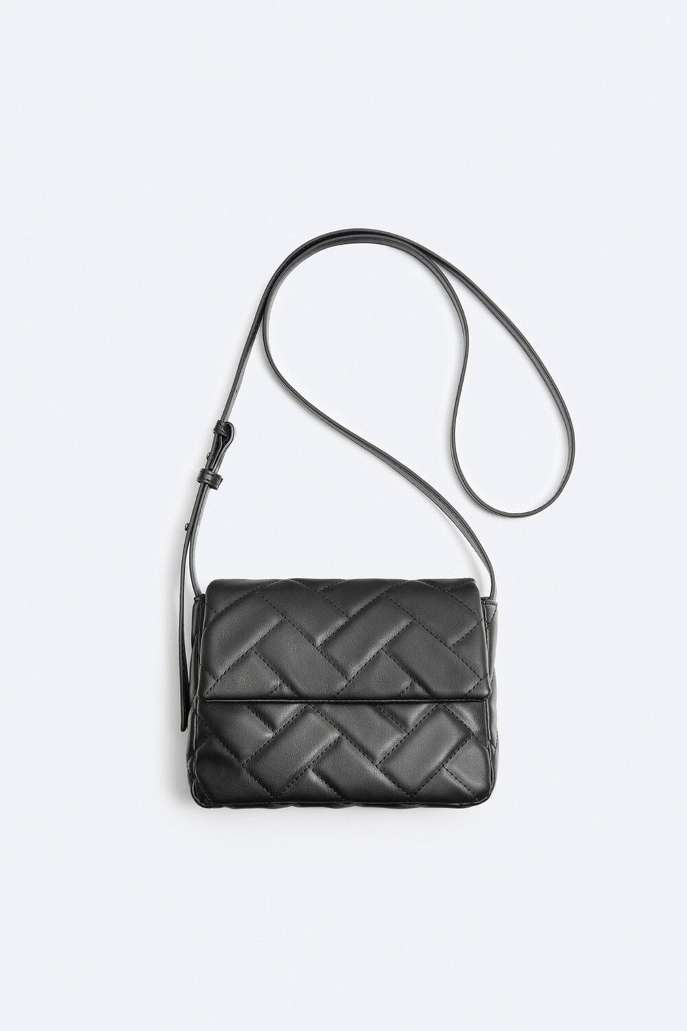 

Стеганая сумка с клапаном ZARA, черный