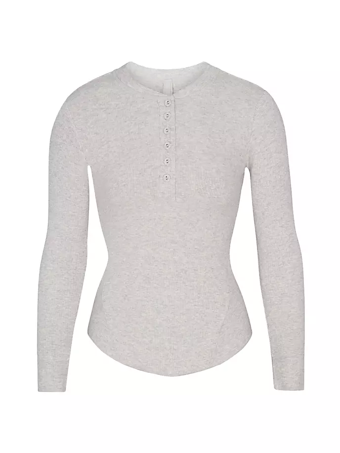 

Хлопковый топ Henley в рубчик с длинными рукавами Skims, серый