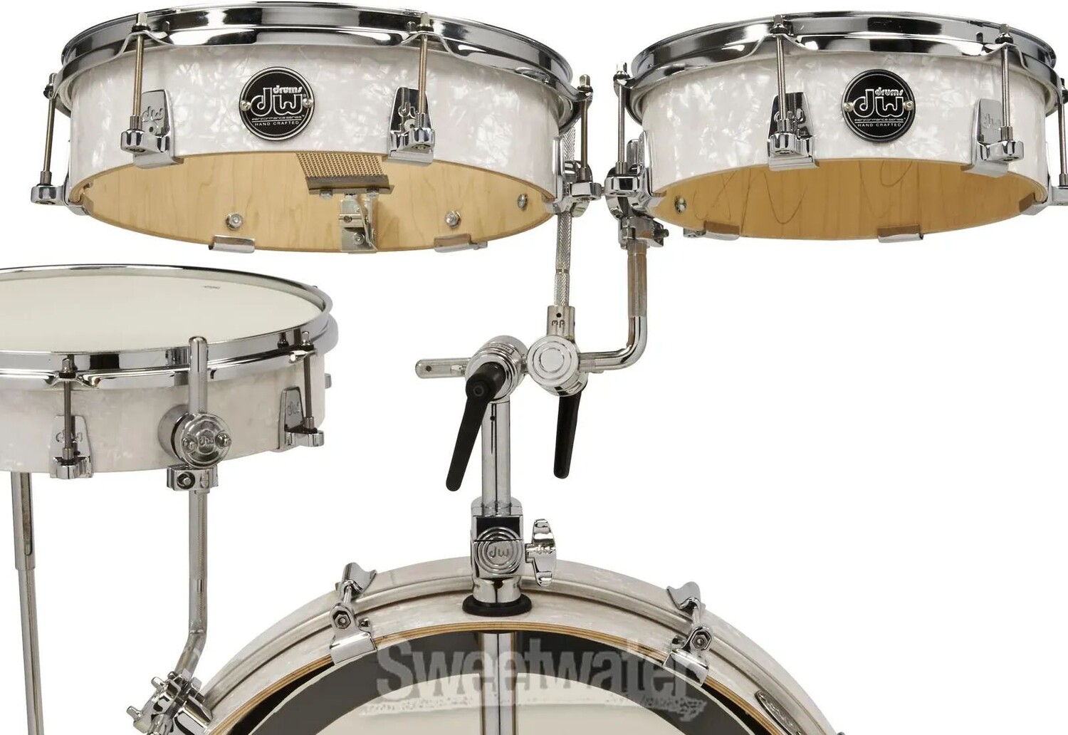 Performance 20. Travel Drum-Set. DW Performance Series White 5 piece. DW Performance Series White. Travel Drumset.