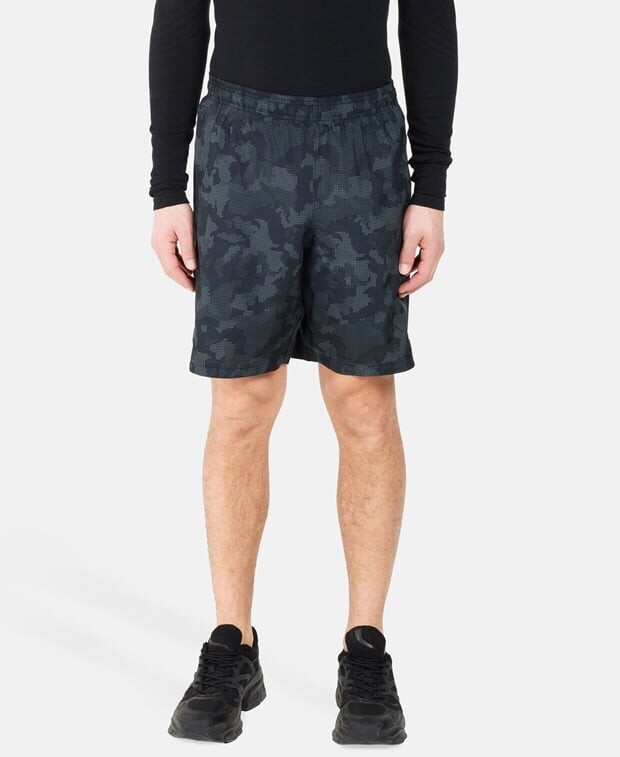 

Тренировочные шорты Under Armour, черный