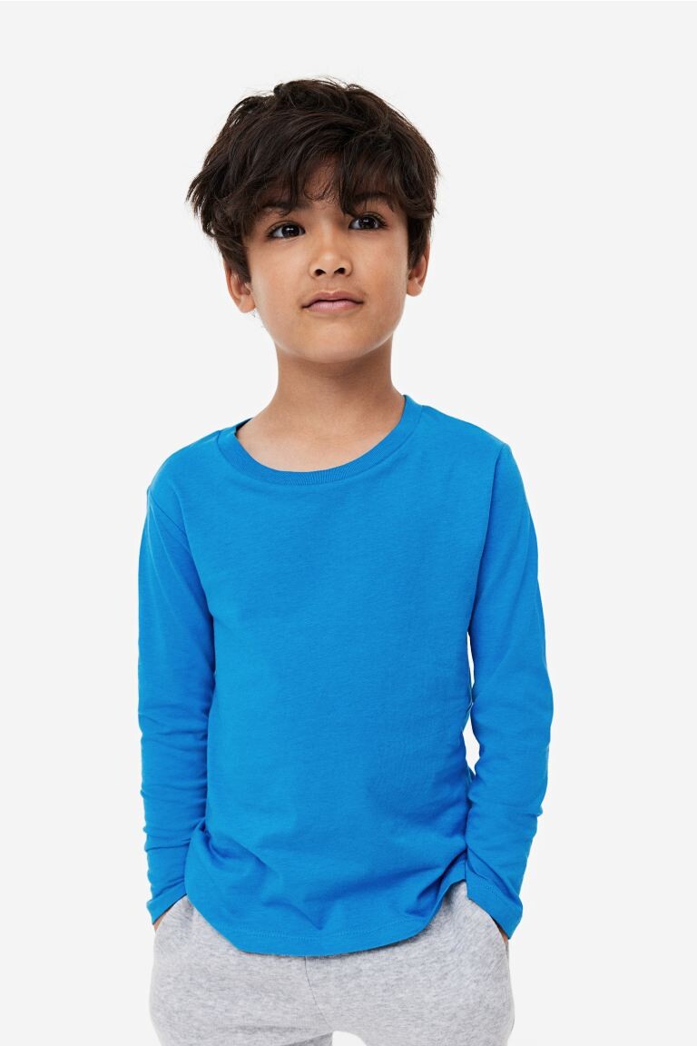 

В упаковке 5 футболок с длинными рукавами H&M