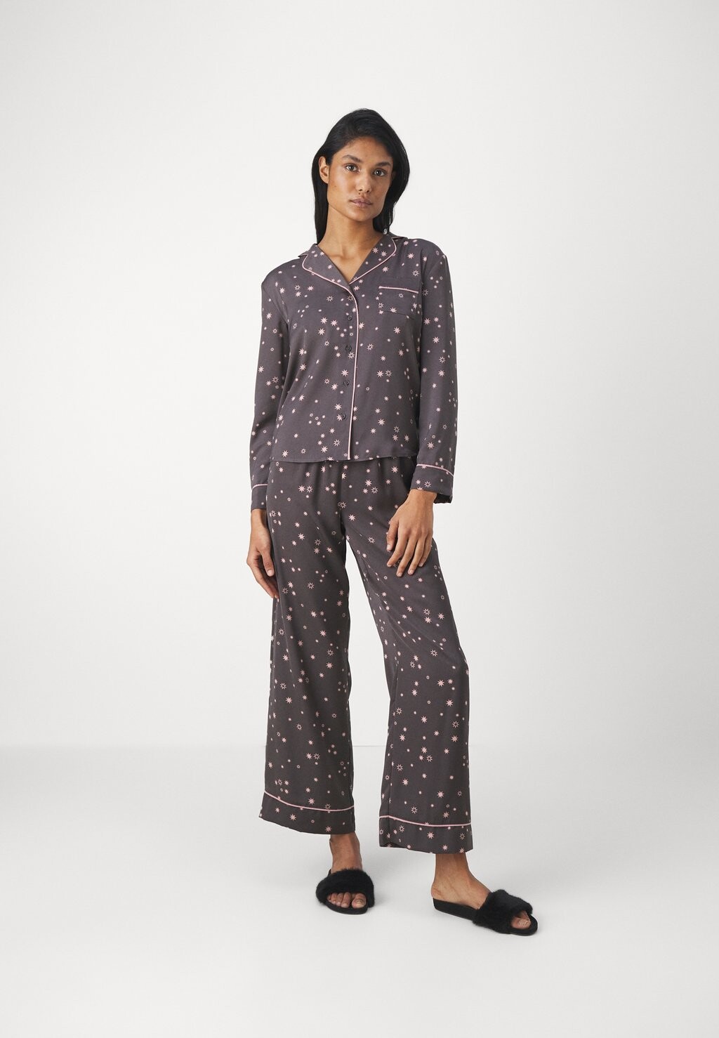 

Пижамы Marks & Spencer, серый