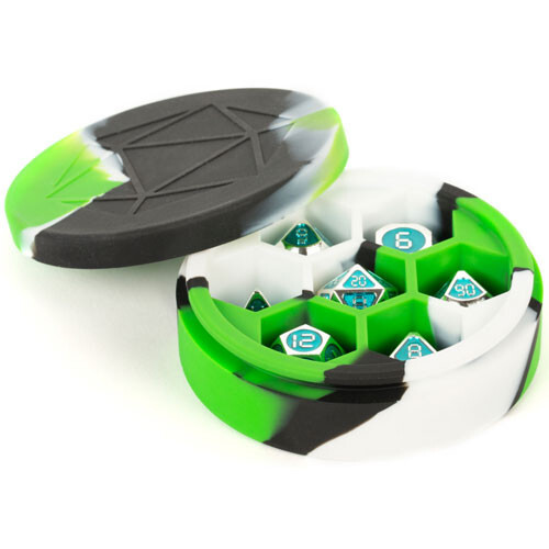 

Аксессуары Metallic Dice Games Metallic Dice Games: Silicone Case - Green/Black/White