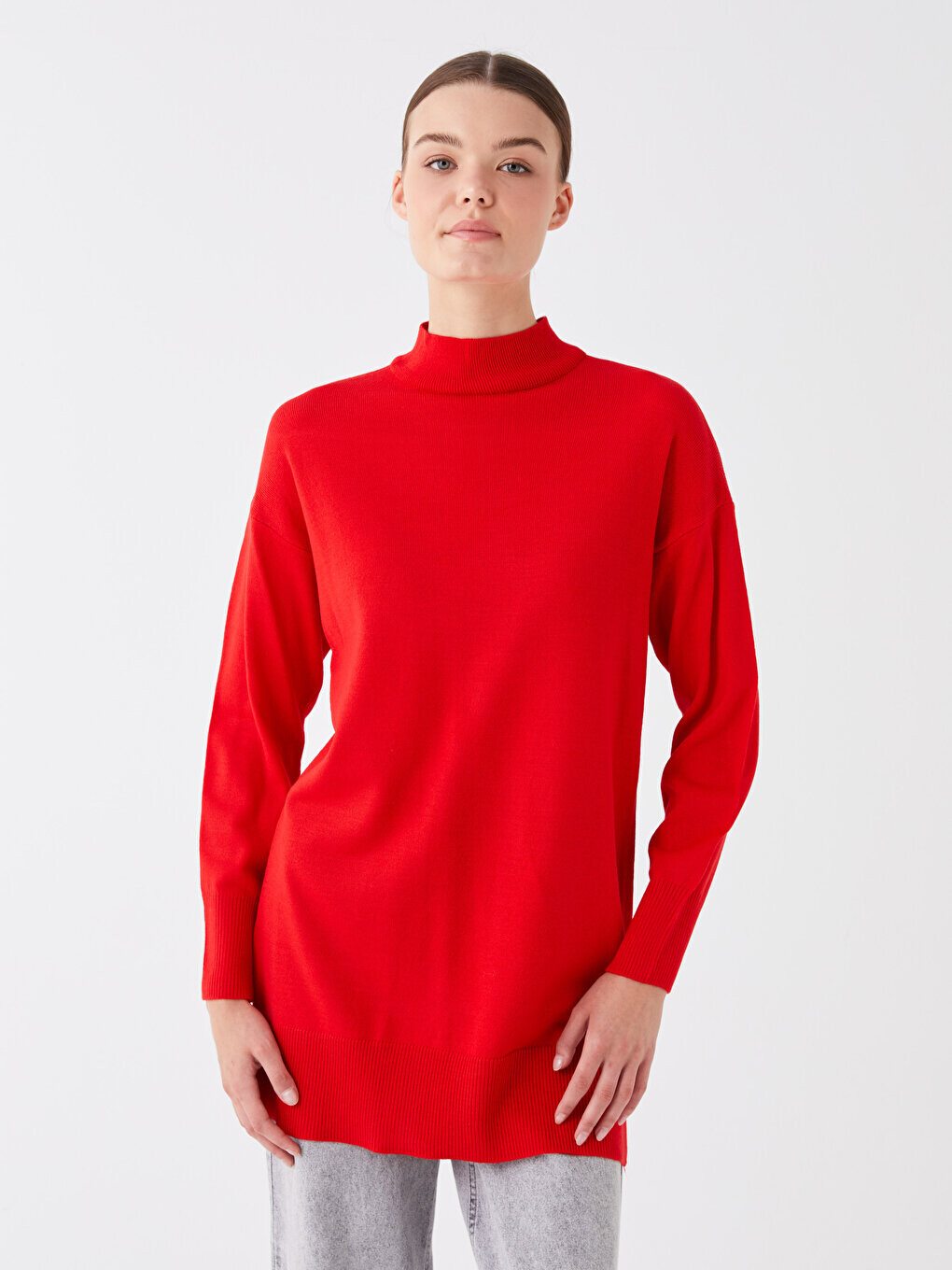 

Полуводолазка, однотонная женская трикотажная туника с длинными рукавами LCW Modest, красный