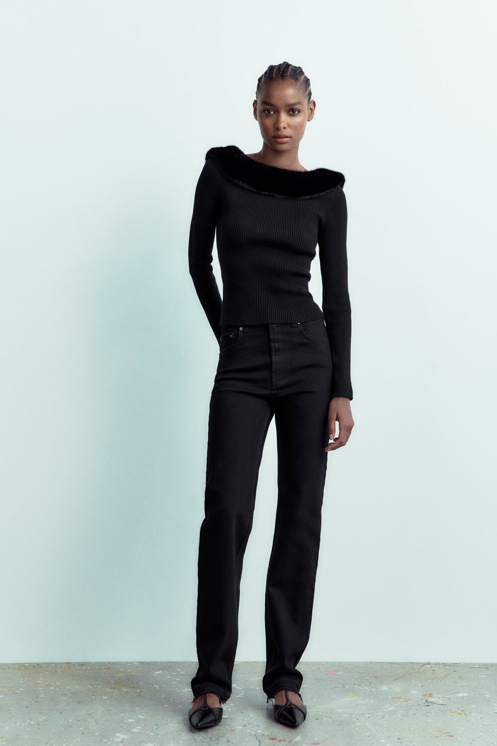 

Вязаный свитер с воротником из искусственного меха ZARA, черный