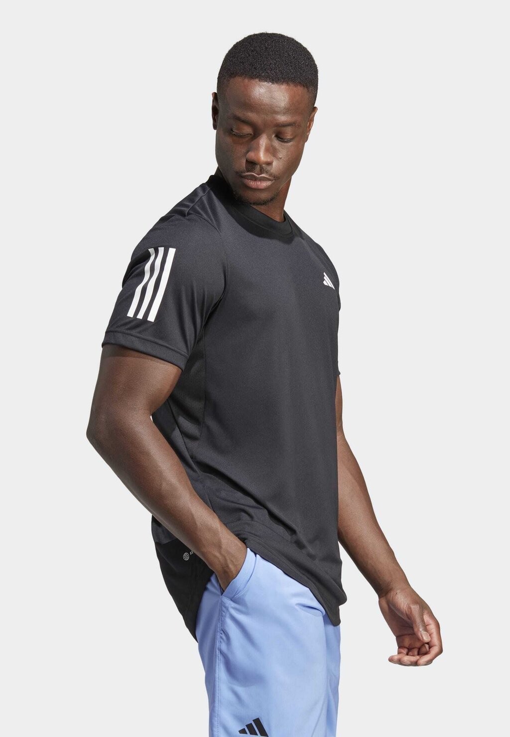 

Футболка Adidas